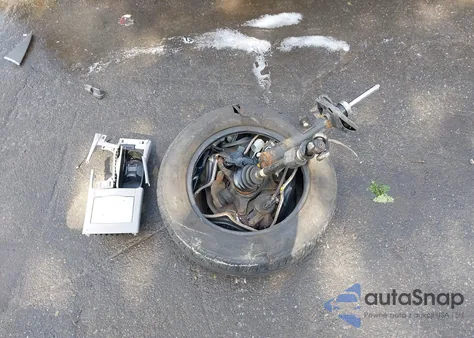 2010 Toyota Camry Le from USA, damaged, VIN 4T1BF3EKXAU559953